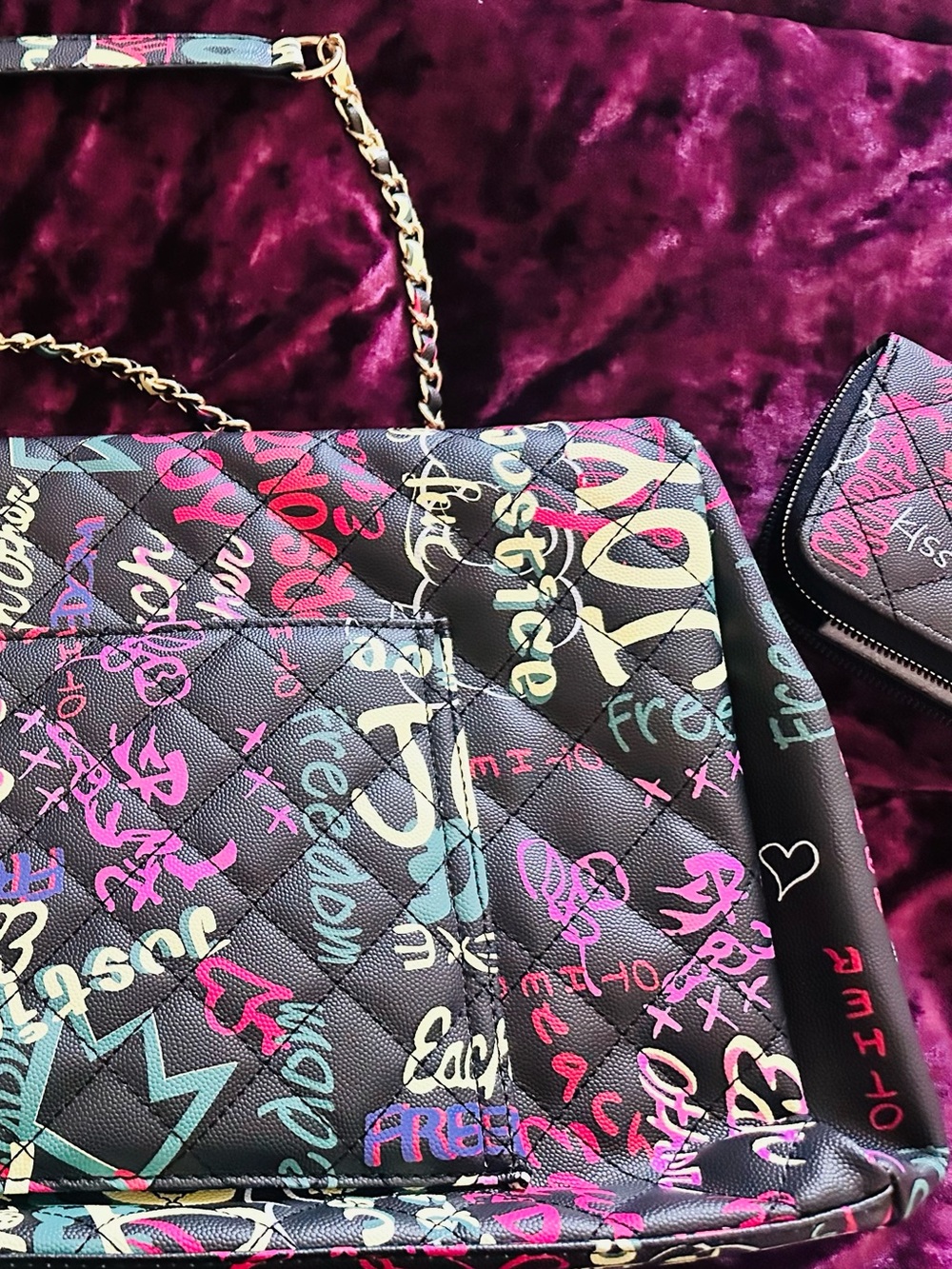 NEW! ✨ Quilted Graffiti Print Chain Shoulder Bag & Matching Wallet Multicolor - Picture 11 of 13